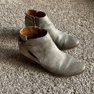 Not Rated ankle boots